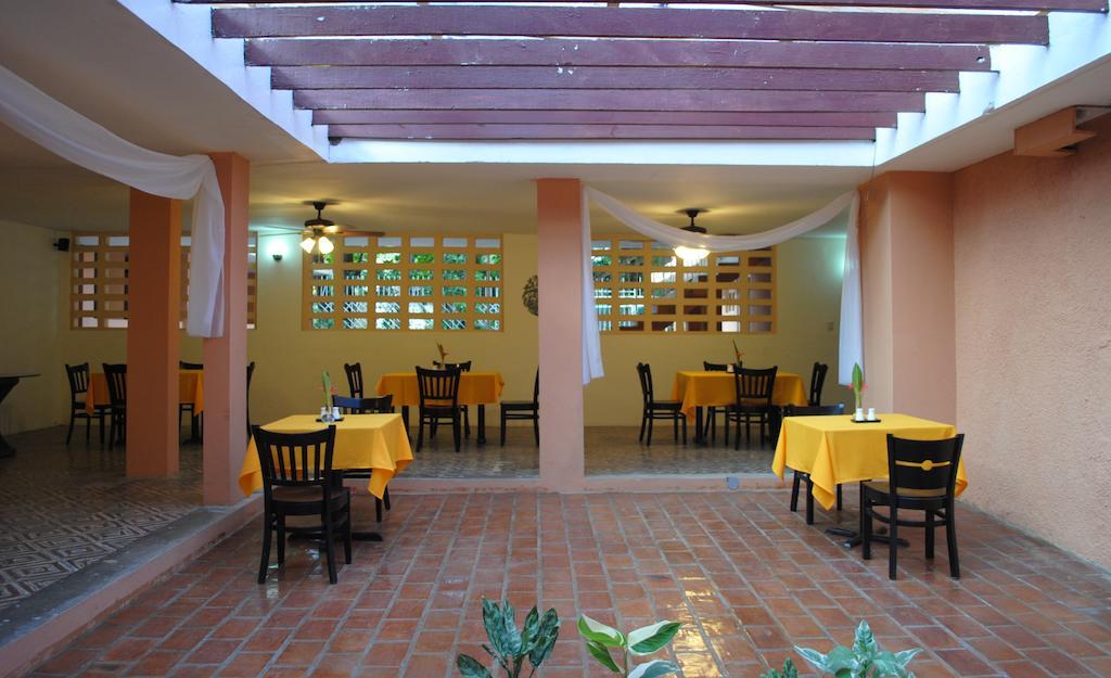 Hotel Imperial Cap-Haïtien 外观 照片