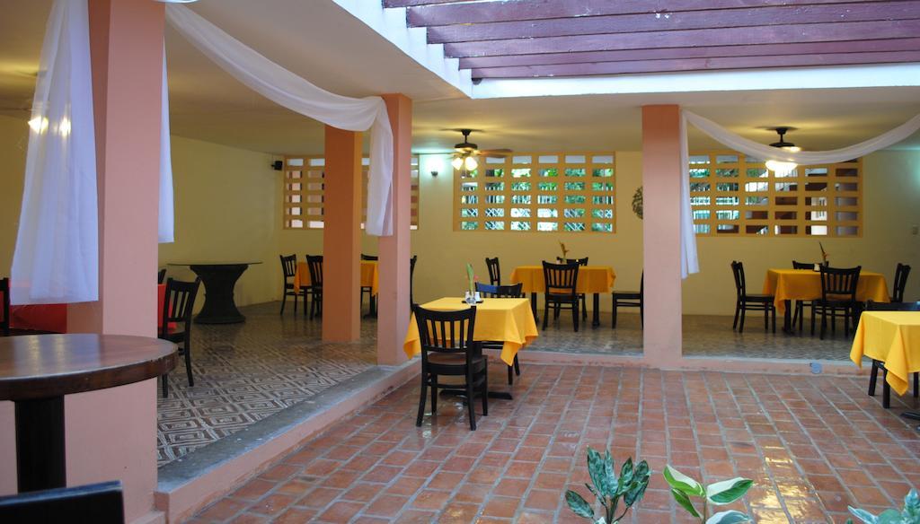 Hotel Imperial Cap-Haïtien 外观 照片